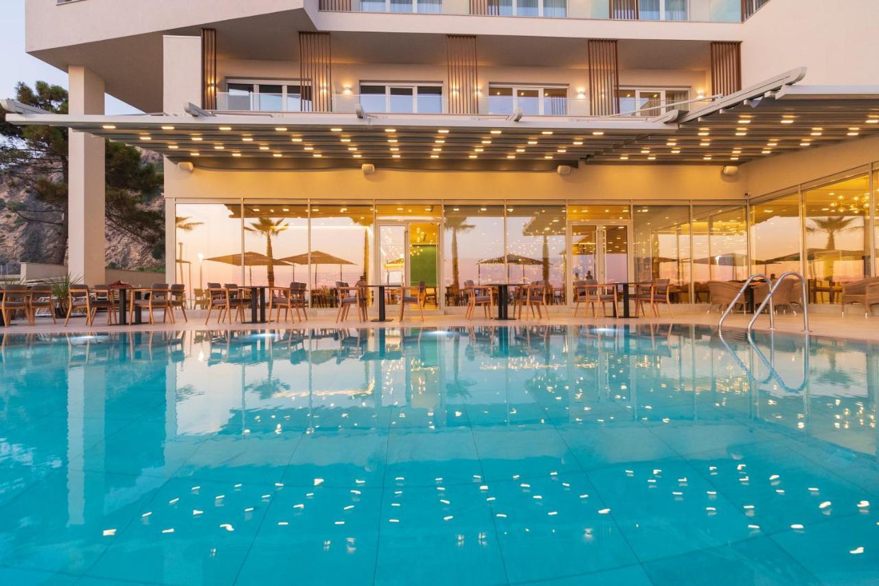 Amr Hotel - Durres Škalngur 外观 照片