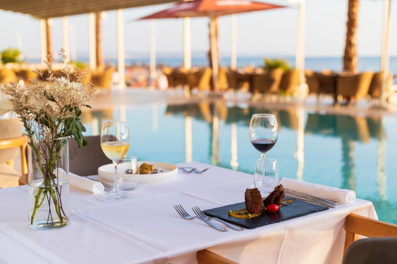 Amr Hotel - Durres Škalngur 外观 照片