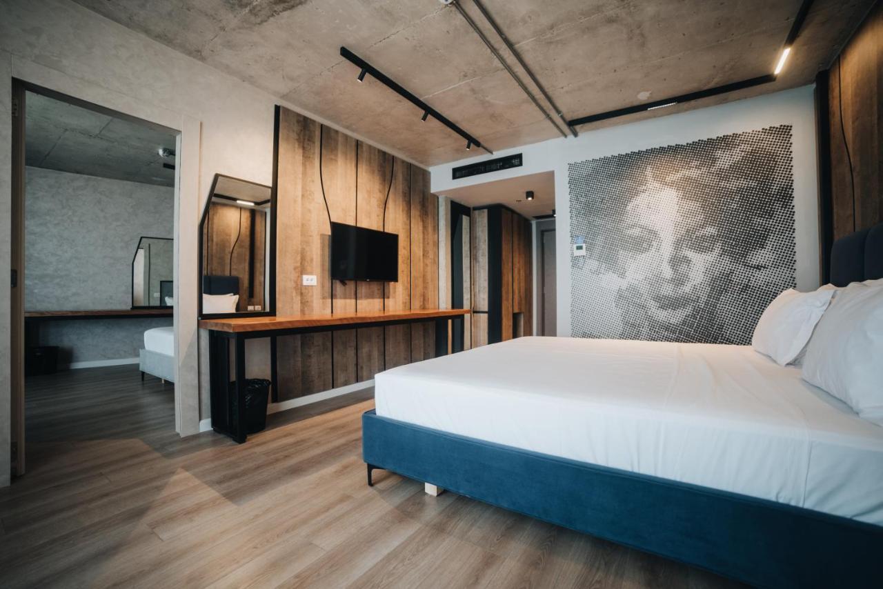 Amr Hotel - Durres Škalngur 外观 照片