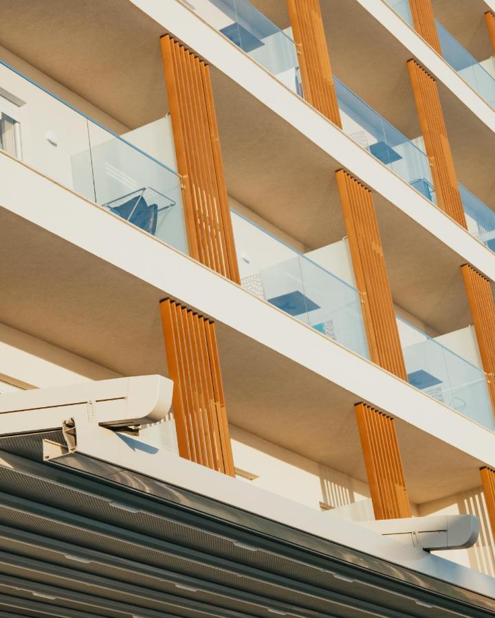 Amr Hotel - Durres Škalngur 外观 照片