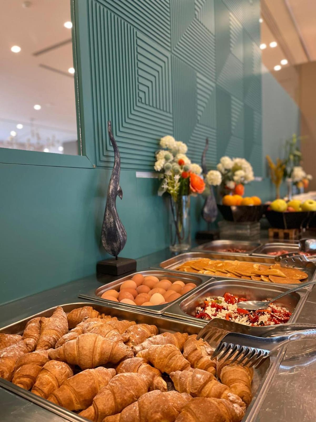 Amr Hotel - Durres Škalngur 外观 照片